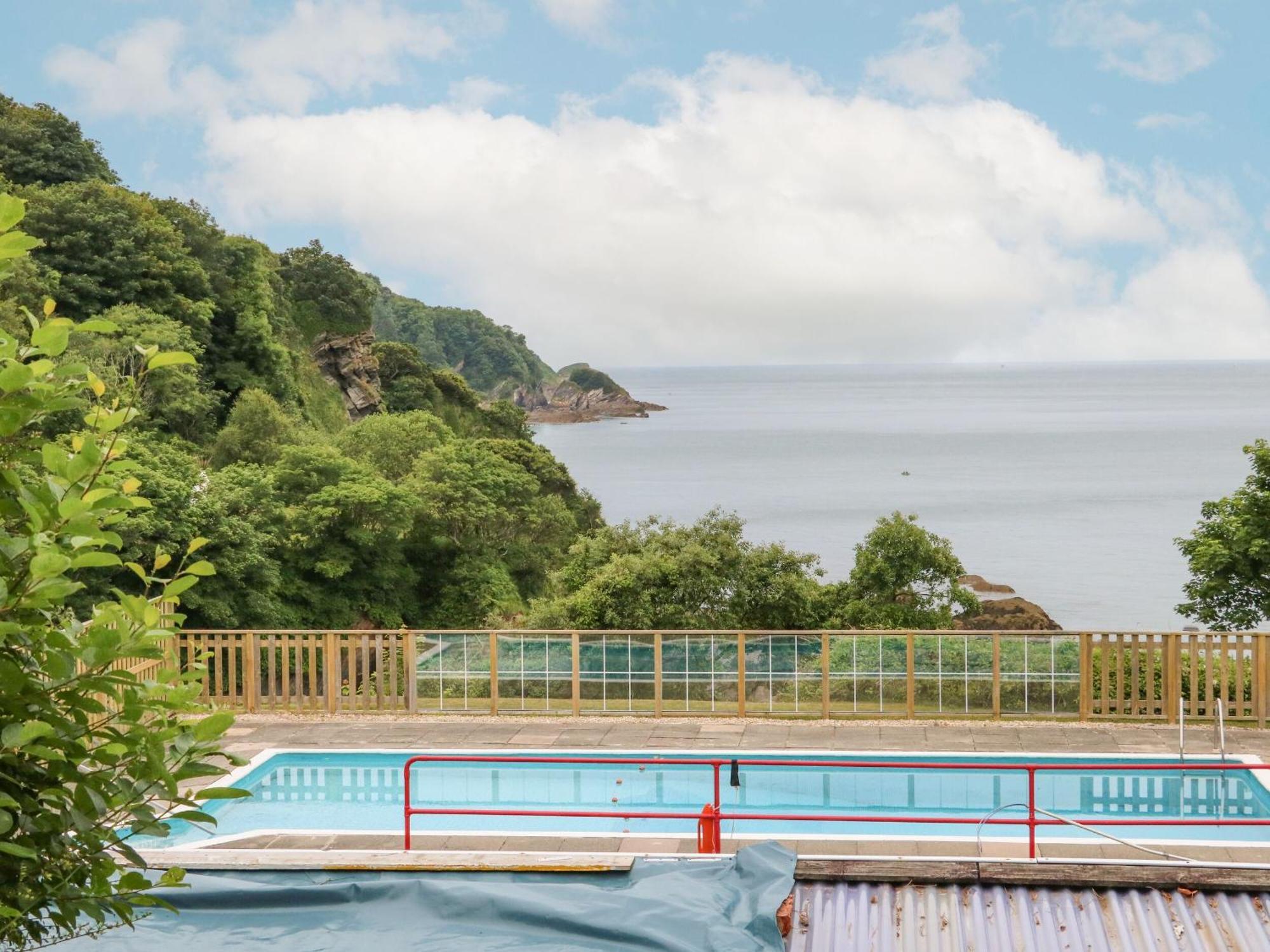 Villa Ochenta Combe Martin Exterior foto